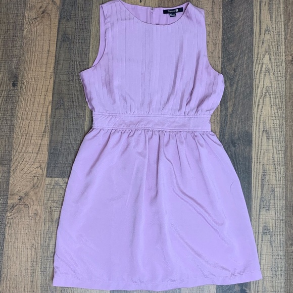 Forever 21 Lilac Purple Mini Dress Sz Small - Picture 1 of 10